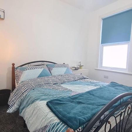 Spacious Room In Manor Park London Exterior photo